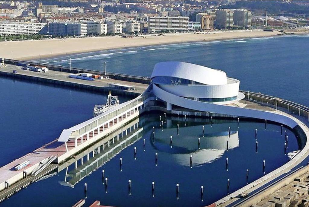 Porto 3 Bedroom Beach Apartment Matosinhos  Eksteriør bilde