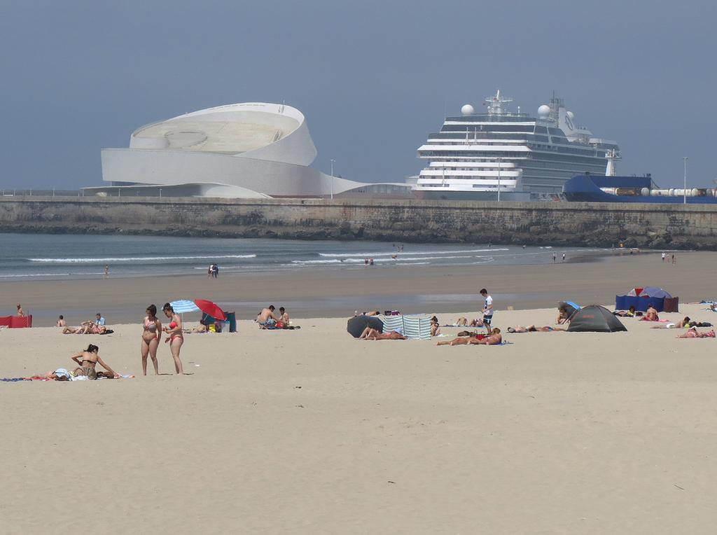 Porto 3 Bedroom Beach Apartment Matosinhos  Eksteriør bilde